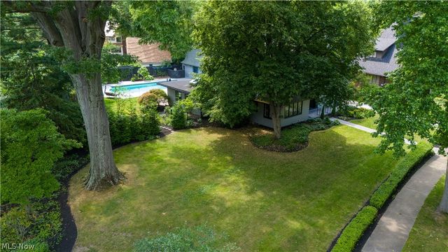2228 Chatfield Drive, Cleveland Heights, OH 44106