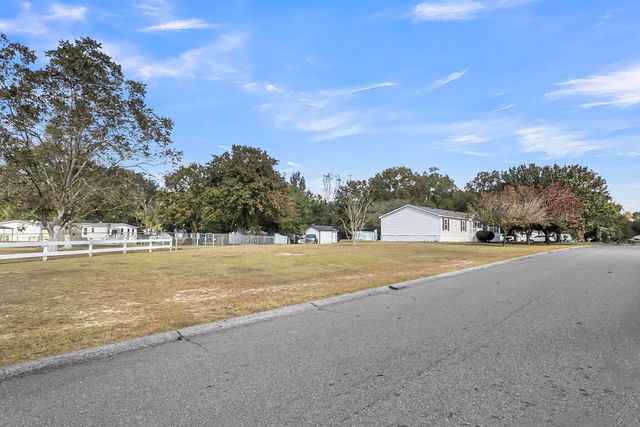 408 Treeline Drive, Moncks Corner, SC 29461