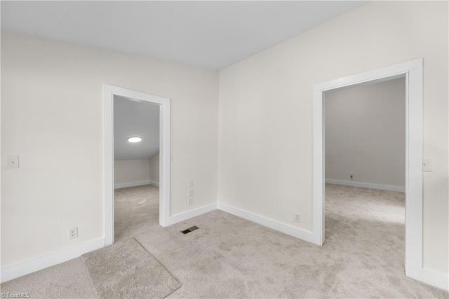 1037 Madison Avenue, Winston-salem, NC 27103