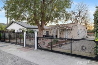 10607 Whitegate Avenue, Sunland (los Angeles), CA 91040