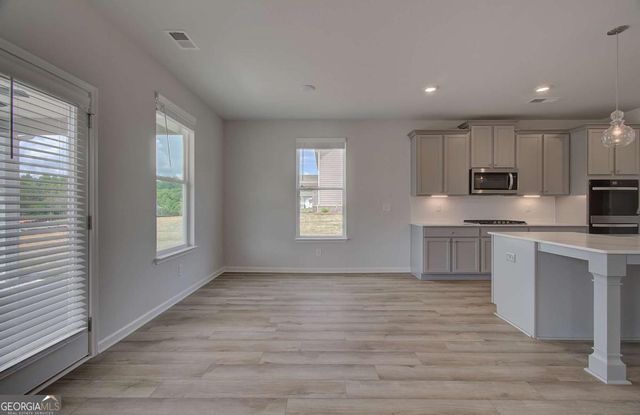 221 Ruthe Cove, Locust Grove, GA 30248