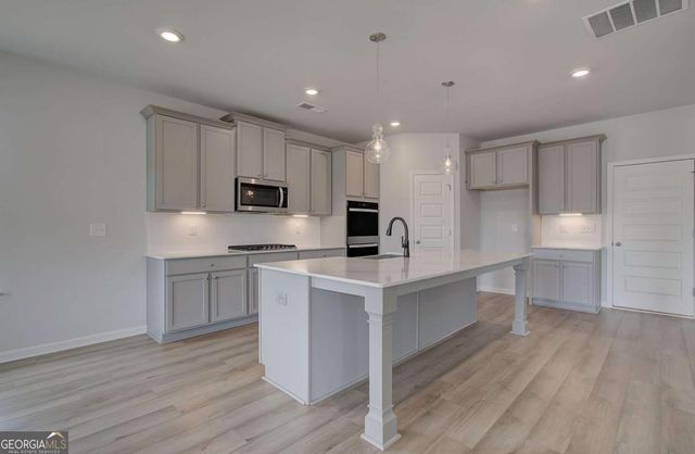 221 Ruthe Cove, Locust Grove, GA 30248