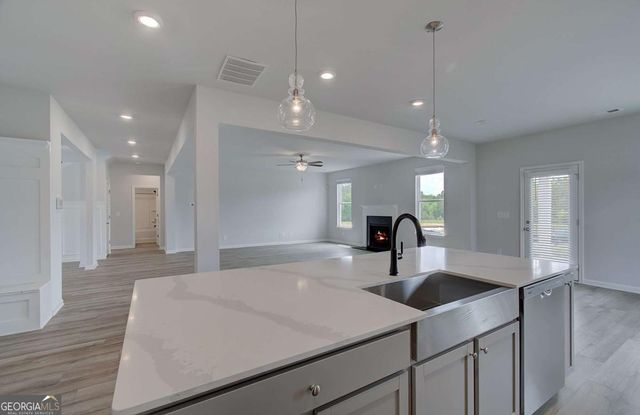 221 Ruthe Cove, Locust Grove, GA 30248