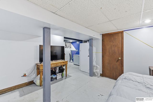 1029 E Military Avenue, Fremont, NE 68025