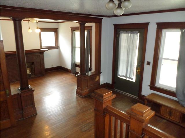 417 N 10th Street, Atchison, KS 66002