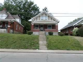 417 N 10th Street, Atchison, KS 66002