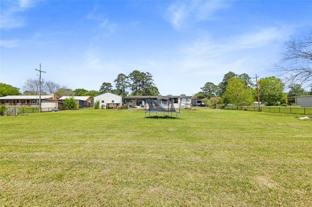174 Lake Front Drive, Trinity, TX 75862