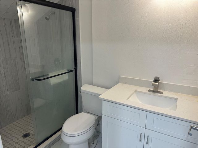 2901 20TH STREET N B, St Petersburg, FL 33713