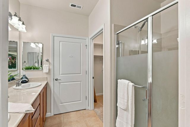 7416 Foxburgh, Elk Grove, CA 95757