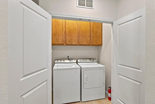 7416 Foxburgh, Elk Grove, CA 95757