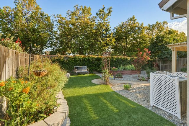 7416 Foxburgh, Elk Grove, CA 95757
