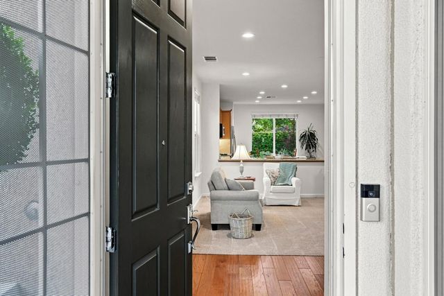 7416 Foxburgh, Elk Grove, CA 95757