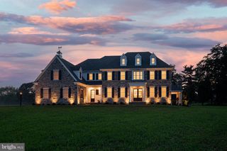 32 OAKLAND RD, West Chester, PA 19382