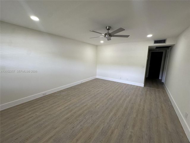 13255 SW 7th Ct 113D, Pembroke Pines, FL 33027