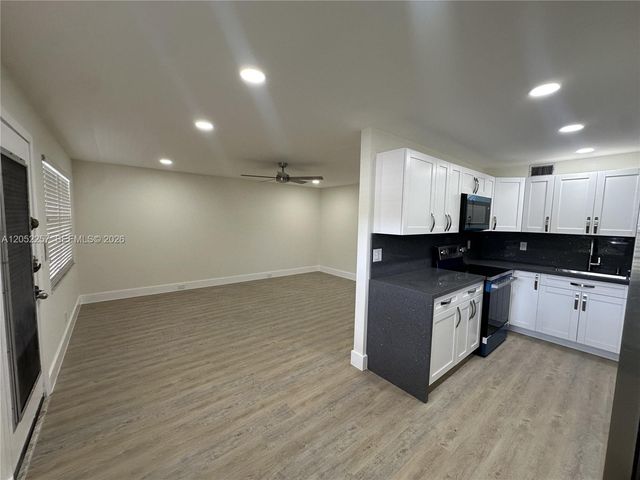 13255 SW 7th Ct 113D, Pembroke Pines, FL 33027
