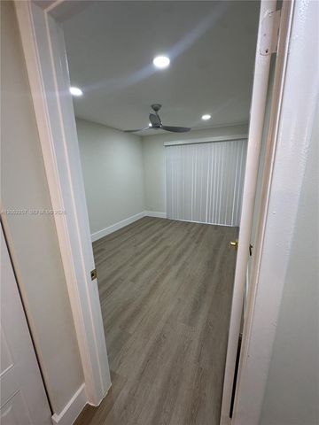 13255 SW 7th Ct 113D, Pembroke Pines, FL 33027