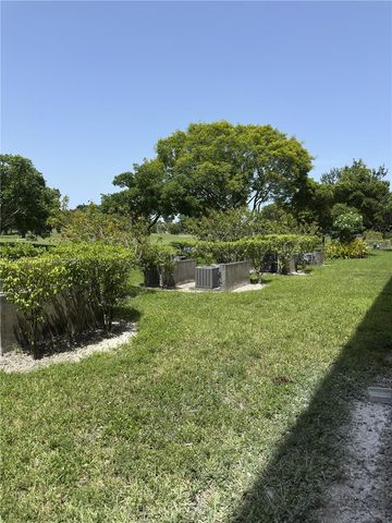 13255 SW 7th Ct 113D, Pembroke Pines, FL 33027