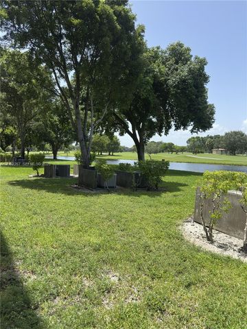 13255 SW 7th Ct 113D, Pembroke Pines, FL 33027