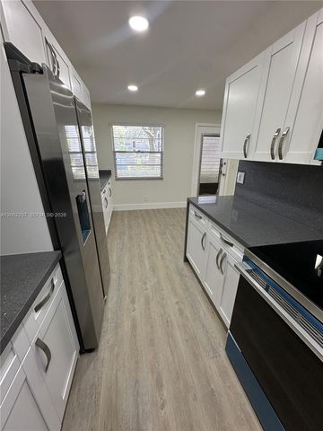 13255 SW 7th Ct 113D, Pembroke Pines, FL 33027