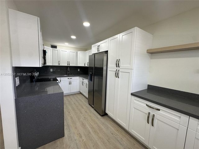 13255 SW 7th Ct 113D, Pembroke Pines, FL 33027