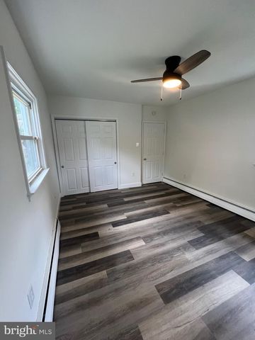 1023 LANGLEY ST, Marcus Hook, PA 19061