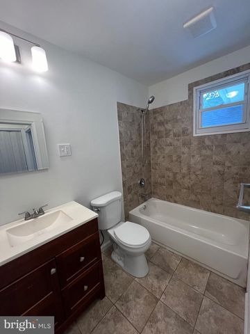 1023 LANGLEY ST, Marcus Hook, PA 19061