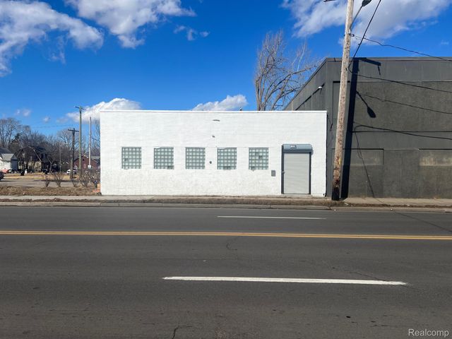 521 E 7 MILE Road, Detroit, MI 48203