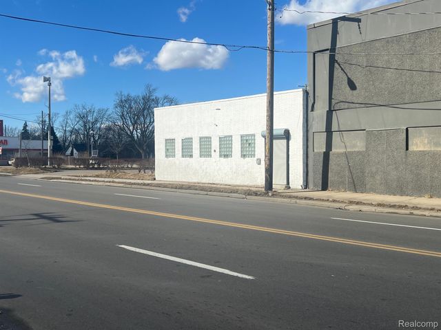 521 E 7 MILE Road, Detroit, MI 48203