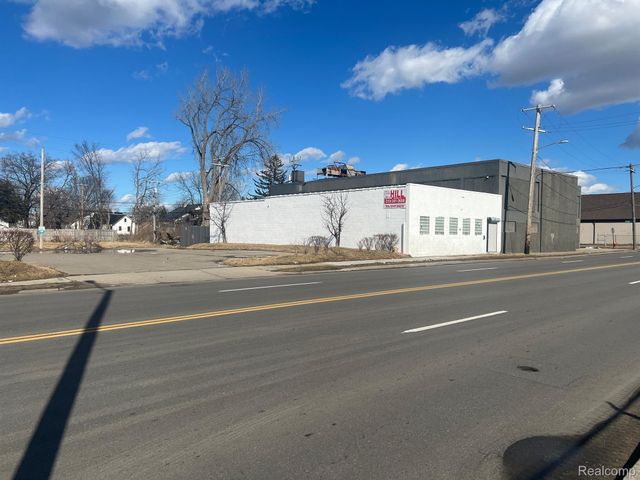 521 E 7 MILE Road, Detroit, MI 48203