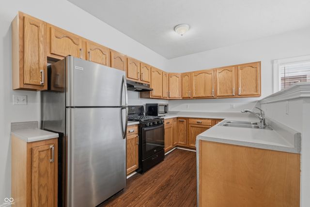 2330 N Alabama Street, Indianapolis, IN 46205