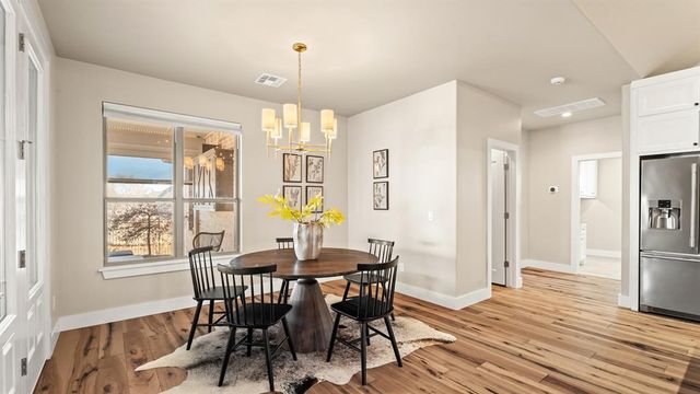 5040 Pont Neuf Road, Edmond, OK 73034