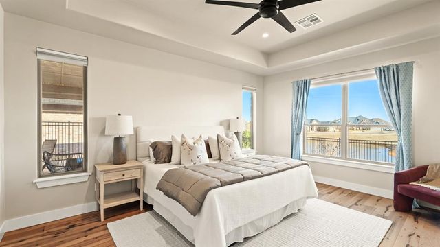 5040 Pont Neuf Road, Edmond, OK 73034