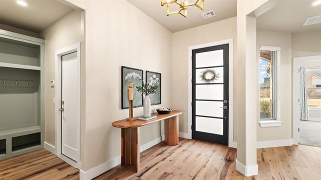 5040 Pont Neuf Road, Edmond, OK 73034