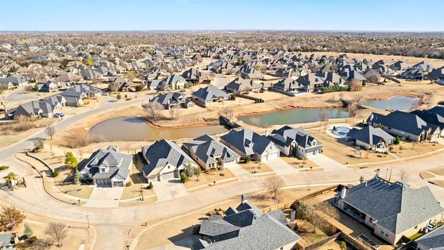 5040 Pont Neuf Road, Edmond, OK 73034