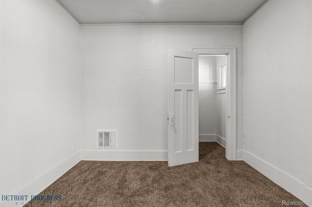 5285 Maplewood Street, Detroit, MI 48204