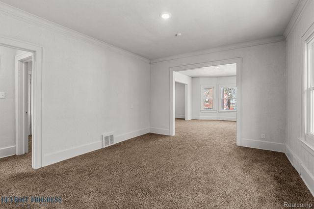 5285 Maplewood Street, Detroit, MI 48204