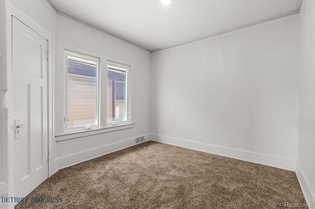 5285 Maplewood Street, Detroit, MI 48204