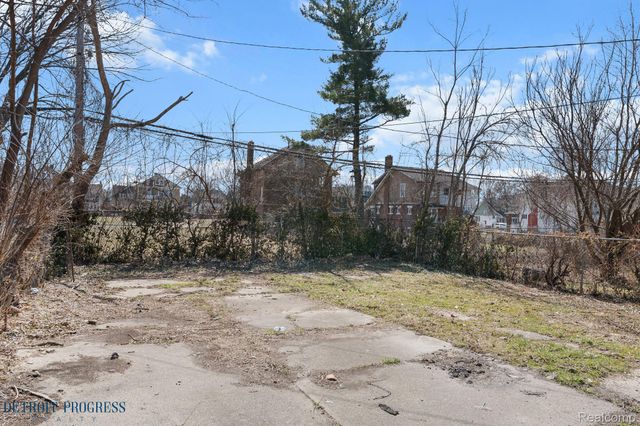 5285 Maplewood Street, Detroit, MI 48204