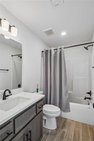 18225 Depot Street, Overland Park, KS 66013