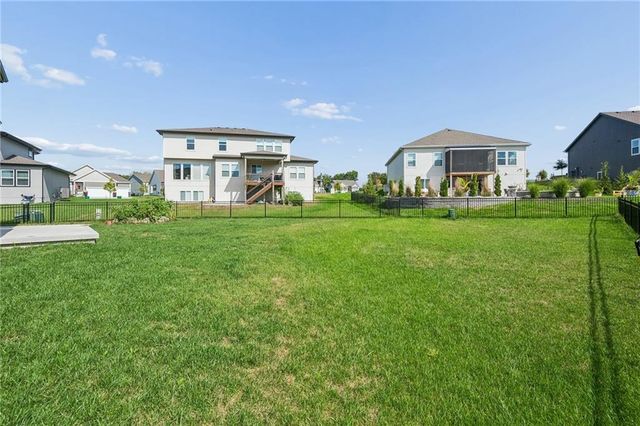 18225 Depot Street, Overland Park, KS 66013