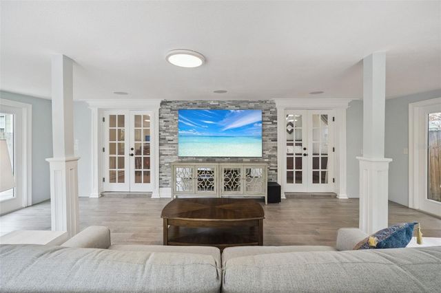 2513 MUSSELWHITE AVENUE, Orlando, FL 32804