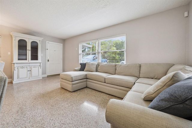 2513 MUSSELWHITE AVENUE, Orlando, FL 32804