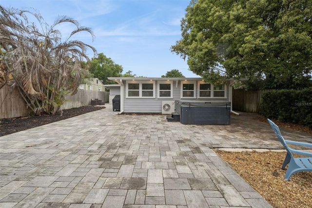 2513 MUSSELWHITE AVENUE, Orlando, FL 32804