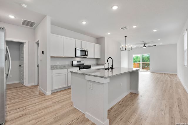 5418 Tourmaline Loop, San Antonio, TX 78222
