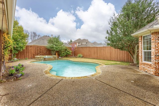 7800 Brushfield Drive, Plano, TX 75025