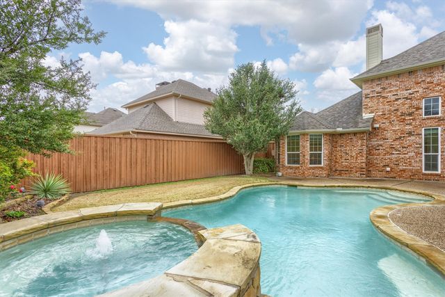 7800 Brushfield Drive, Plano, TX 75025