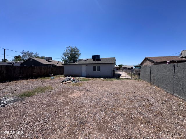 3010 W Holly Street, Phoenix, AZ 85009