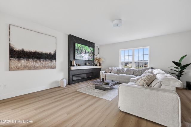 11946 Cascade Falls Trail, Louisville, KY 40229