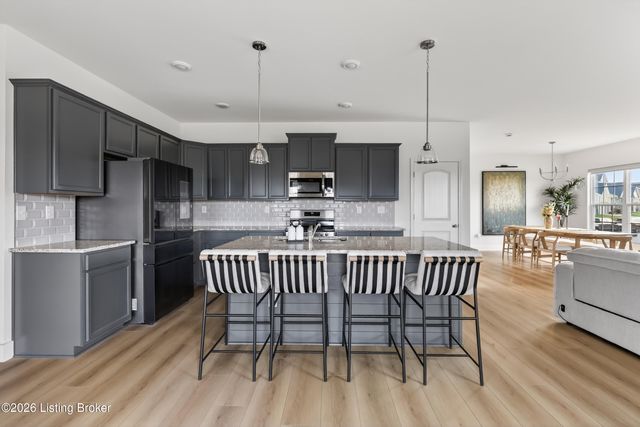 11946 Cascade Falls Trail, Louisville, KY 40229