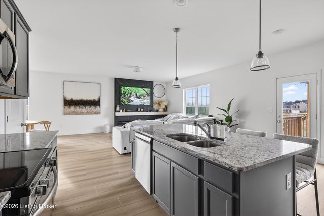 11946 Cascade Falls Trail, Louisville, KY 40229